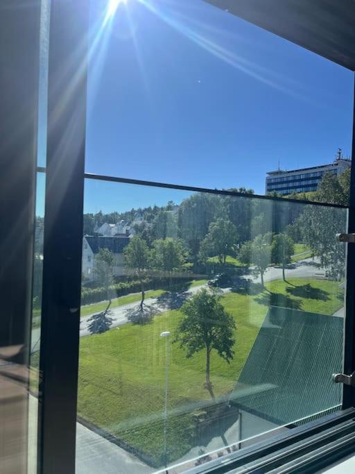 City Center 7Th Floor Apartement With Beautiful View Tromsø Eksteriør bilde