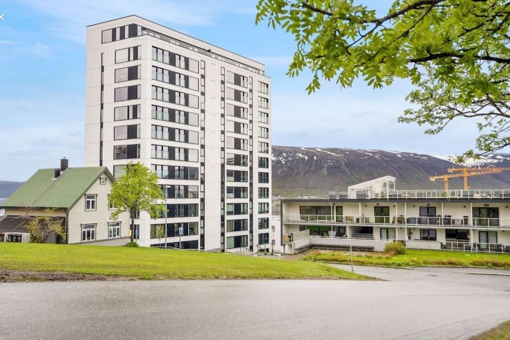 City Center 7Th Floor Apartement With Beautiful View Tromsø Eksteriør bilde